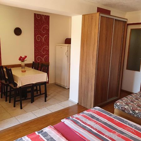 Privat U Jozefa Foeldesa Apartment เวลคีเมเดียร์ ภายนอก รูปภาพ