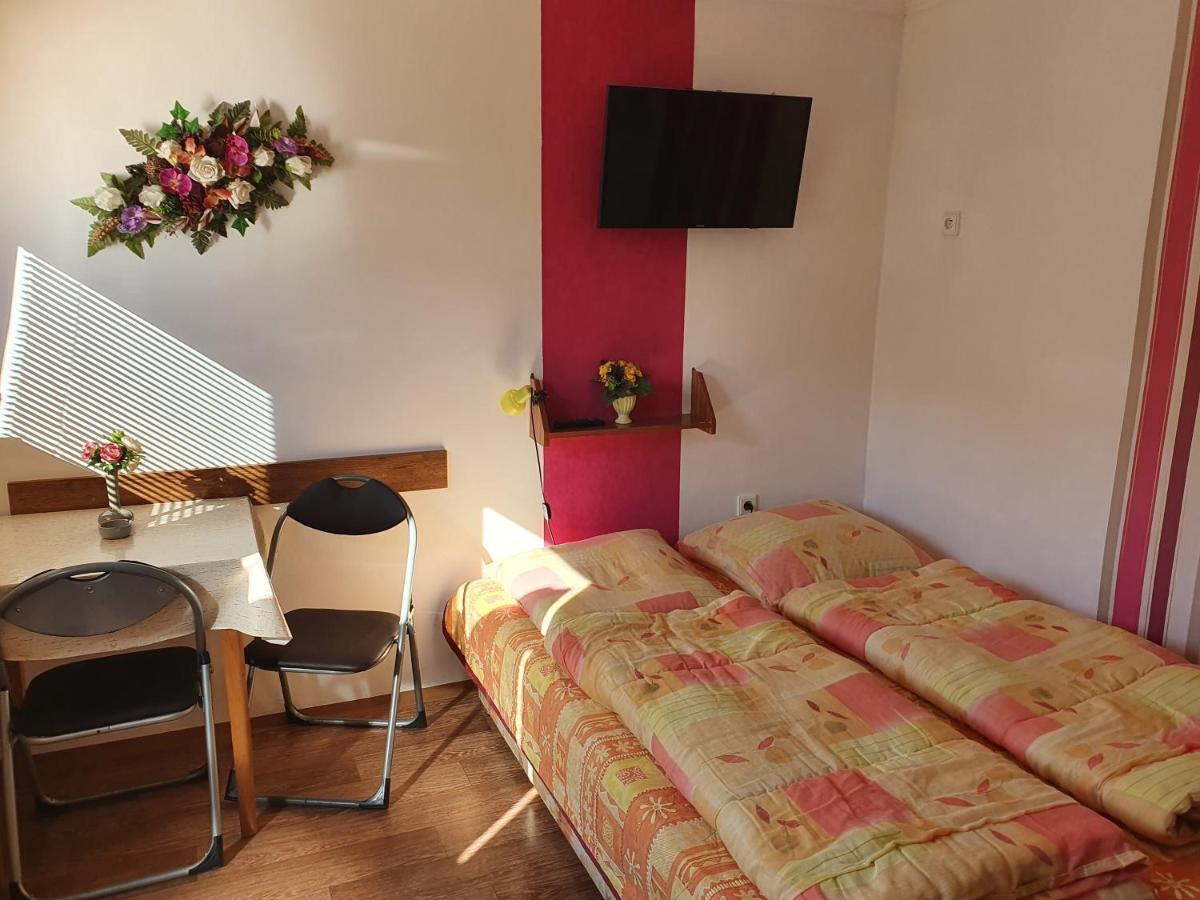 Privat U Jozefa Foeldesa Apartment เวลคีเมเดียร์ ภายนอก รูปภาพ