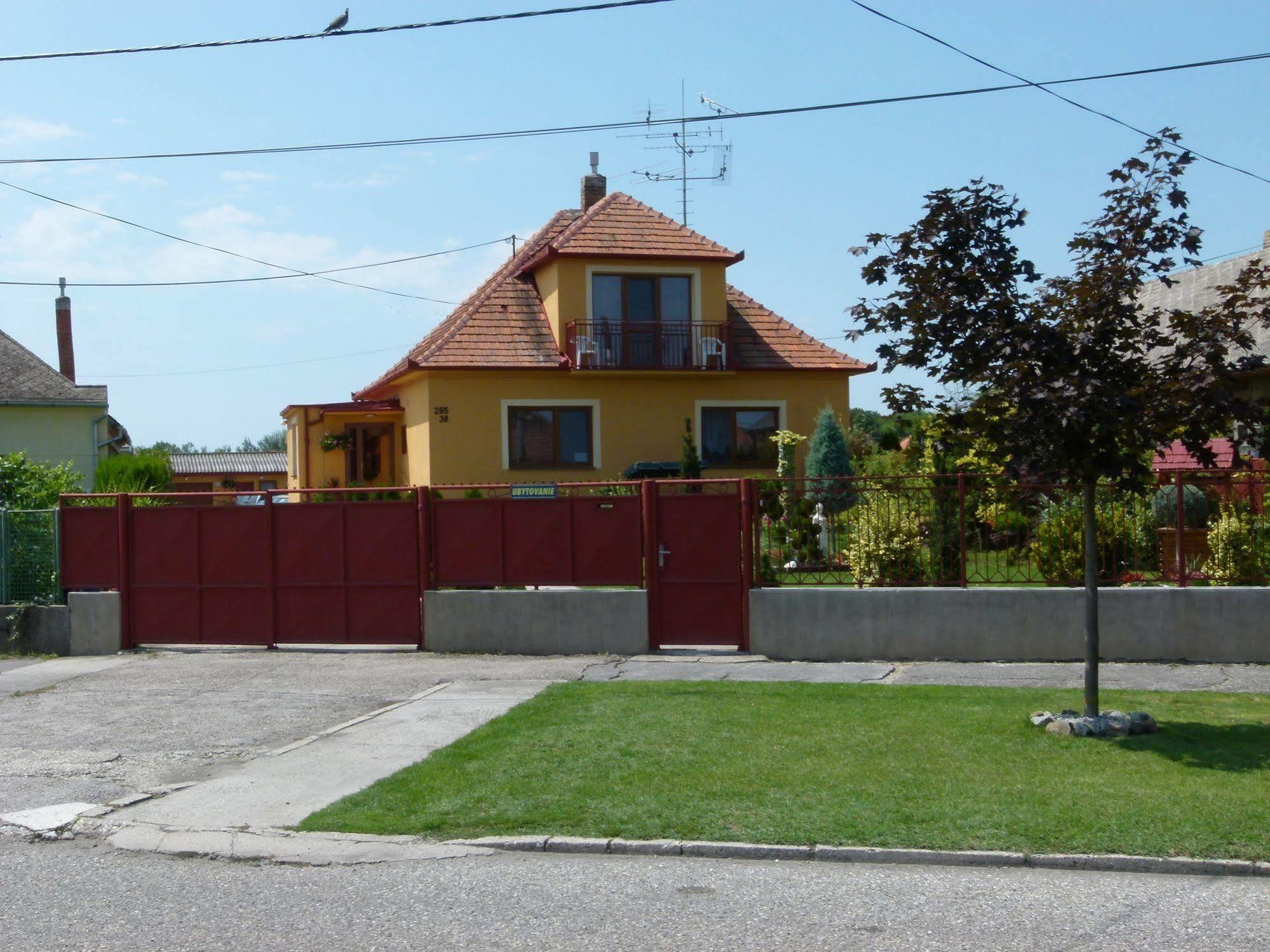 Privat U Jozefa Foeldesa Apartment เวลคีเมเดียร์ ภายนอก รูปภาพ