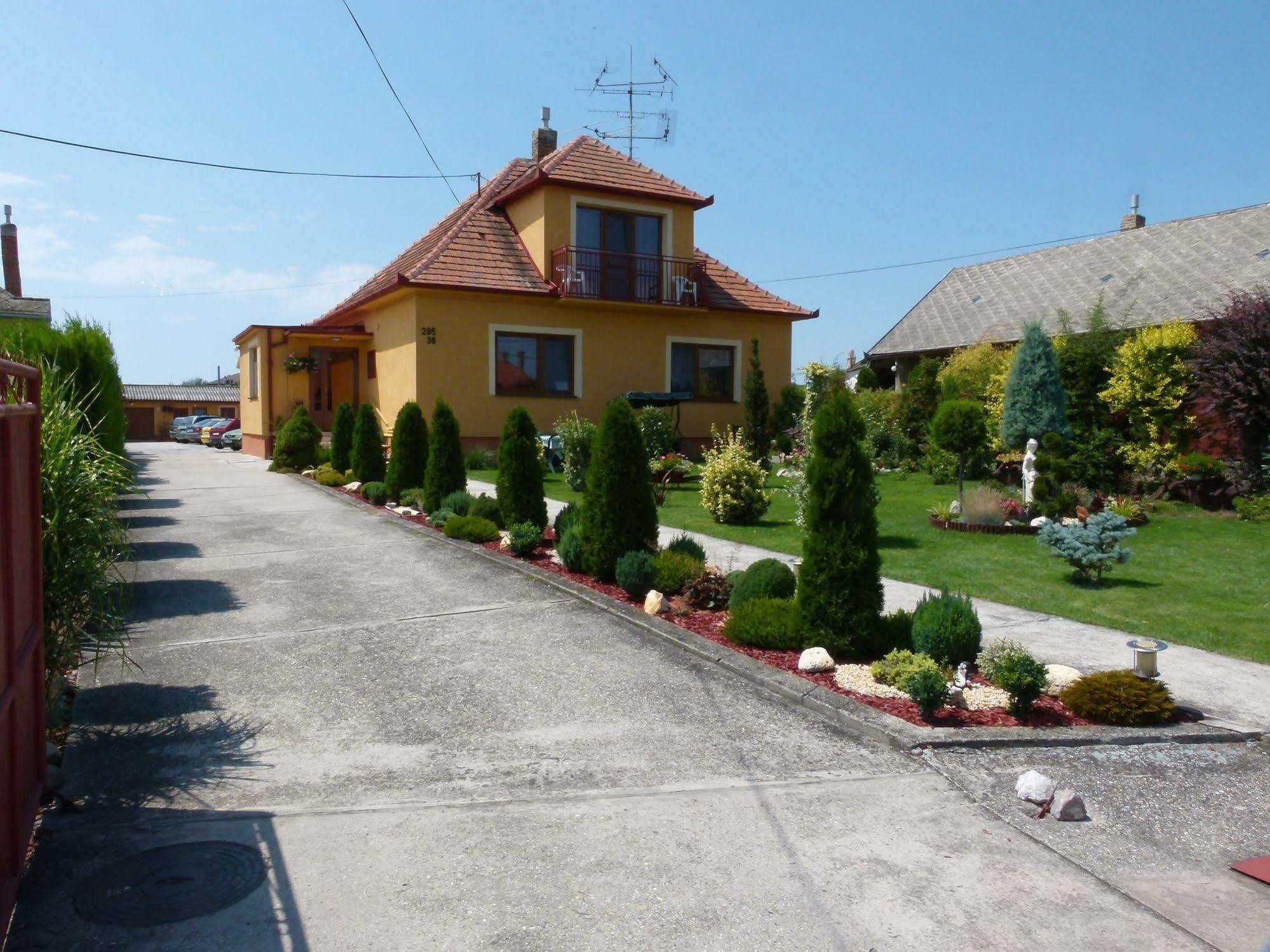 Privat U Jozefa Foeldesa Apartment เวลคีเมเดียร์ ภายนอก รูปภาพ